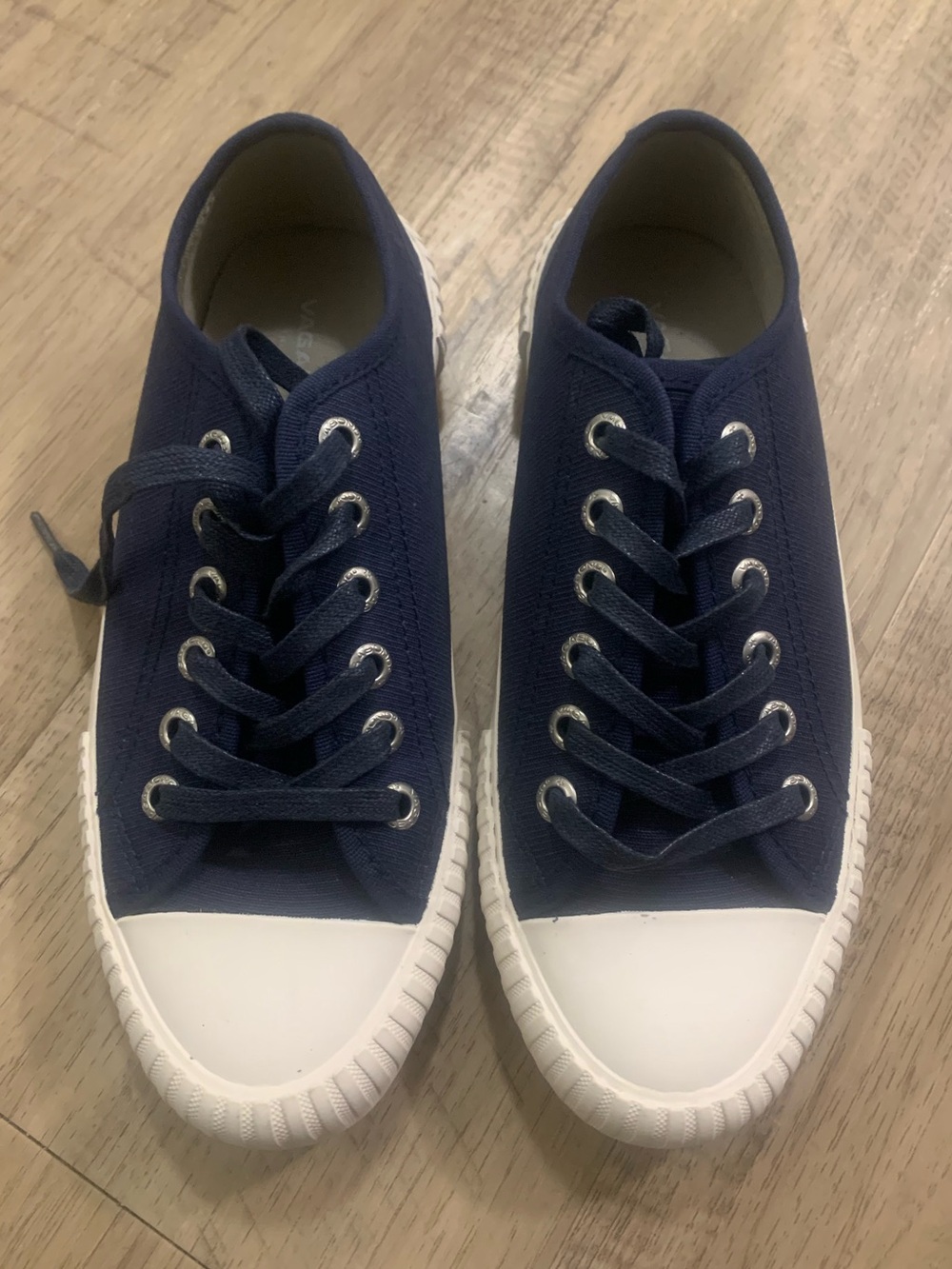 Vagabond Classic Low-cut Sneakers - Navy Blue and White Rubber Edging